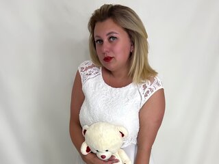 SuzieFabian amateur livejasmin