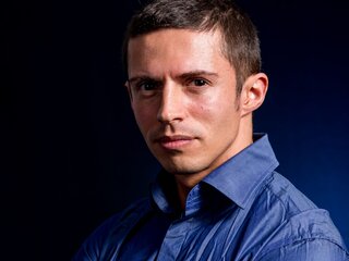 1hotguyx cam livejasmin